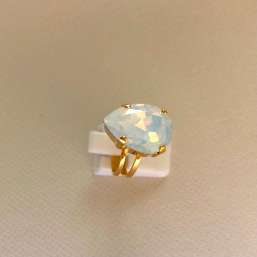 White Opal + Gold Pear Crystal Statement Ring - Picture 5 of 16